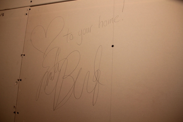 Photo Flash: LOVE, LOSS, AND WHAT I WORE Cast Helps Out Habitat for Humanity Image