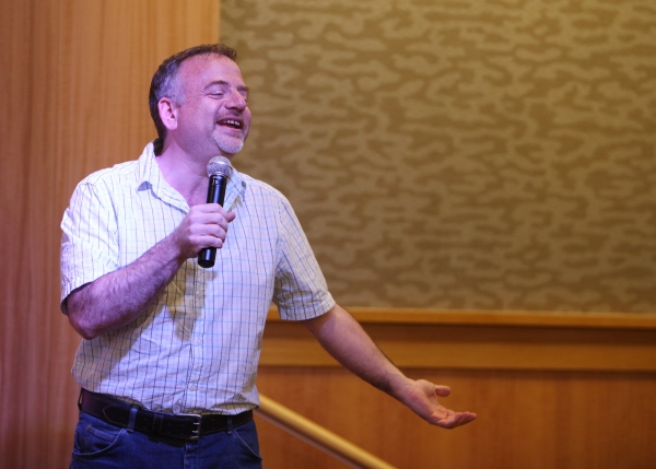 Photo Coverage: CATCH ME IF YOU CAN Celebrates Cast Album Release at Barnes & Noble Image