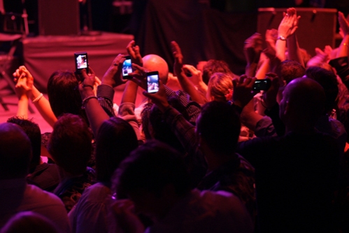 Photo Flash: Liza Minnelli in Concert at London's Royal Albert Hall Image