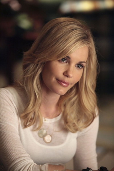 Photo Flash: First Look at Kristin Chenoweth in GOOD CHRISTIAN BELLES! Image
