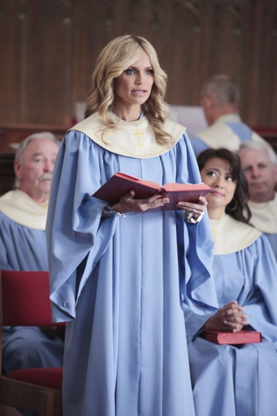 Photo Flash: First Look at Kristin Chenoweth in GOOD CHRISTIAN BELLES! Image
