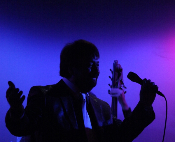 Photo Coverage: Joey Infante Performs 'Babalu' at The Metropolitan Room 