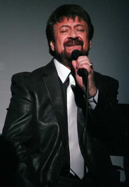Photo Coverage: Joey Infante Performs 'Babalu' at The Metropolitan Room Image