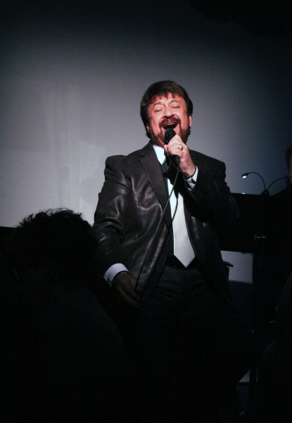 Photo Coverage: Joey Infante Performs 'Babalu' at The Metropolitan Room Image