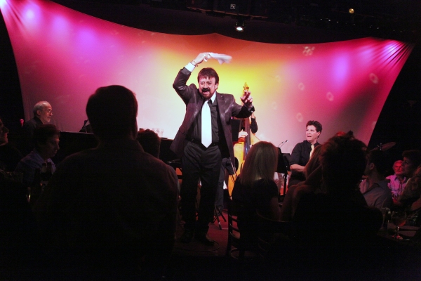 Photo Coverage: Joey Infante Performs 'Babalu' at The Metropolitan Room Image