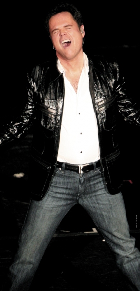 Photo Flash: DONNY & MARIE LIVE Opens in Toronto! Image
