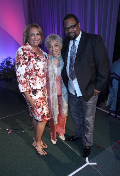 Photo Flash: The 2011 McDonald's 365Black Awards Image