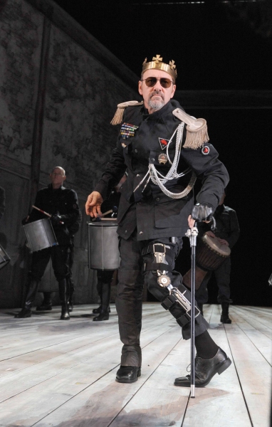 Photo Flash: Kevin Spacey as RICHARD III for The Bridge Project! Image