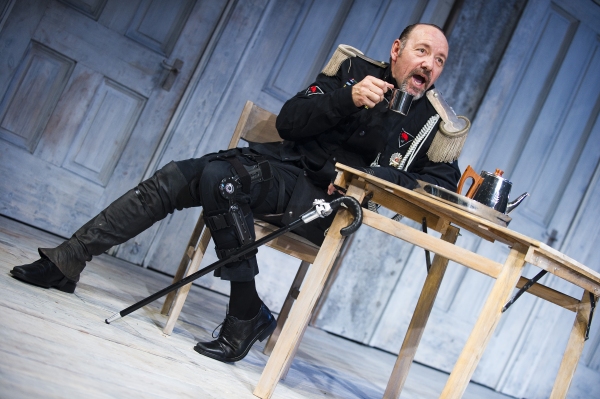 Photo Flash: Kevin Spacey as RICHARD III for The Bridge Project! Image