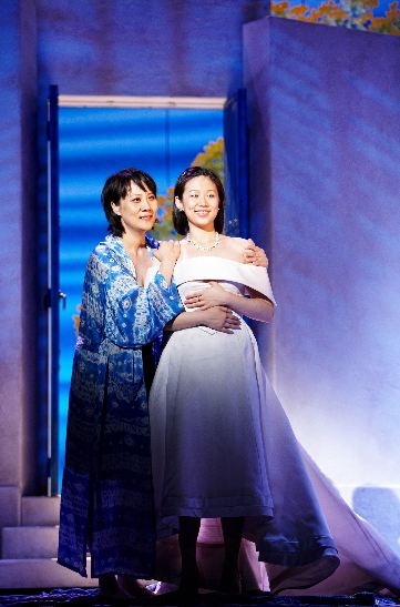 Photo Flash: Around the Broadway World - MAMMA MIA! Makes Its Way to China! Image