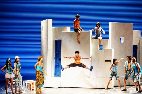 Photo Flash: Around the Broadway World - MAMMA MIA! Makes Its Way to China! Image