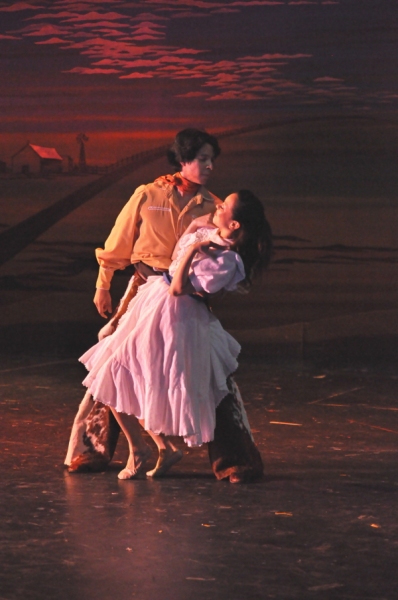 Photo Coverage: OKLAHOMA! Opens July 8 at Reagle Music Theatre Image