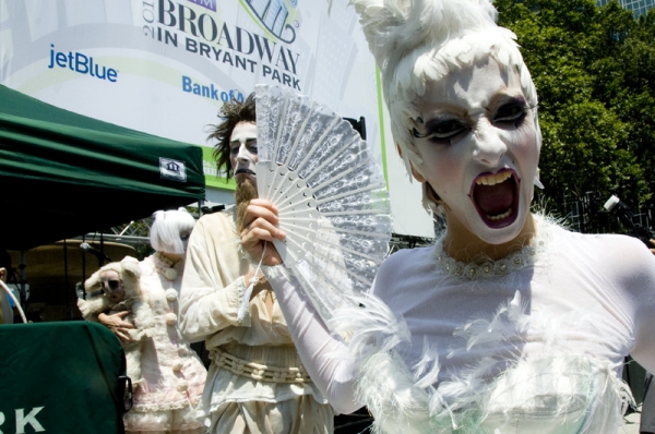 Photo Coverage: SISTER ACT, BABY IT'S YOU et al. Launch Broadway in Bryant Park! Image