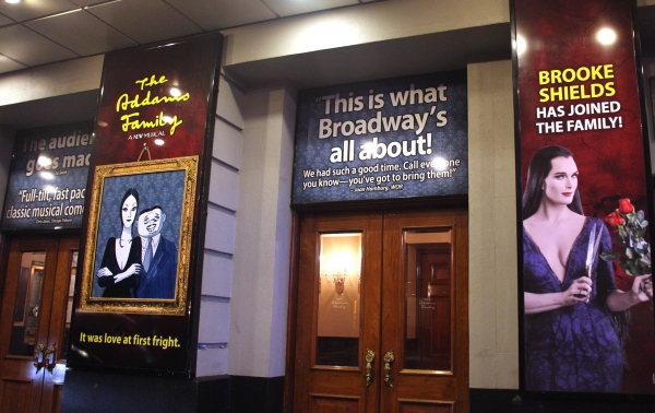 Photo Coverage: Brooke Shields Opens in THE ADDAMS FAMILY - Curtain Call! Image