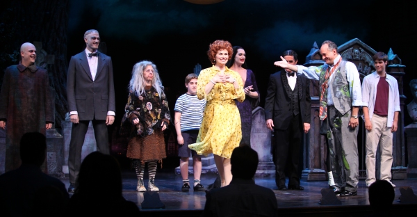 Photo Coverage: Brooke Shields Opens in THE ADDAMS FAMILY - Curtain Call! Image
