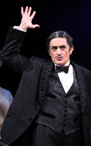 Roger Rees at the Curtain Call for her debut in 'The Addams Family' at the Lunt-Fonta Photo