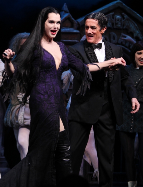 Photo Coverage: Brooke Shields Opens in THE ADDAMS FAMILY - Curtain Call! Image