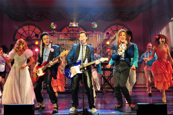 Photo Flash: Musical Theatre West's THE WEDDING SINGER!  Image