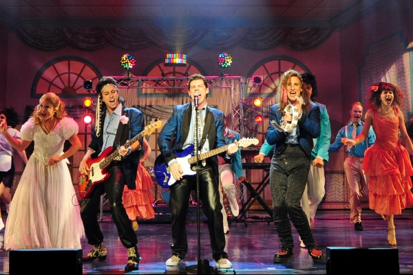 Photo Flash: Musical Theatre West's THE WEDDING SINGER! Image