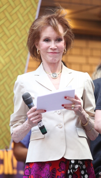 Mary Tyler Moore attending the Presentation for Broadway Barks Lucky 13th Annual Adop Photo