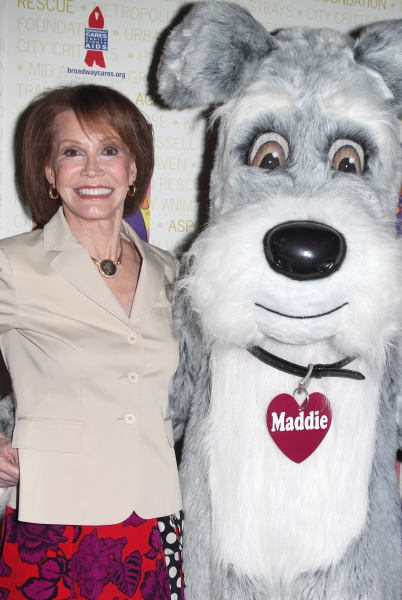 Mary Tyler Moore & Maddie Backstage at Broadway Barks Lucky 13th Annual Adopt-a-thon  Photo