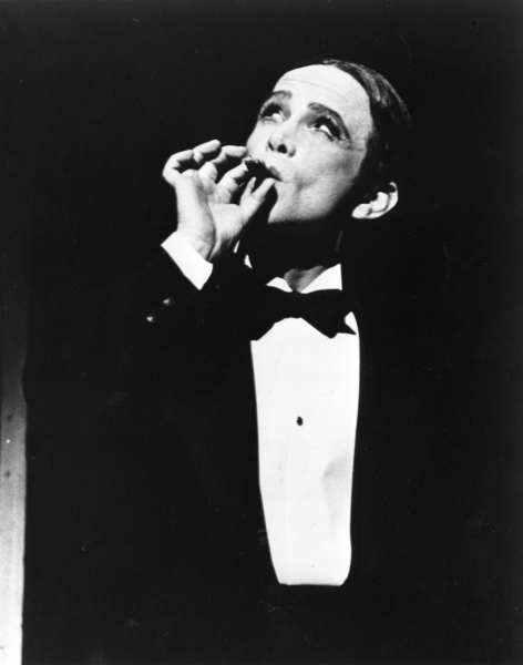 Photo Flash: Sneak Peek at JOEL GREY / A NEW YORK LIFE Exhibition! Image
