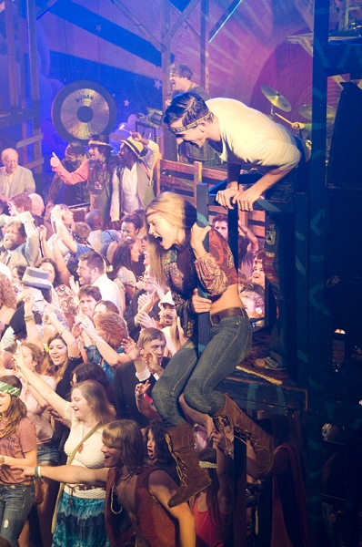 Photo Coverage: HAIR Re-Opens on Broadway for 'Summer of Love'! Image