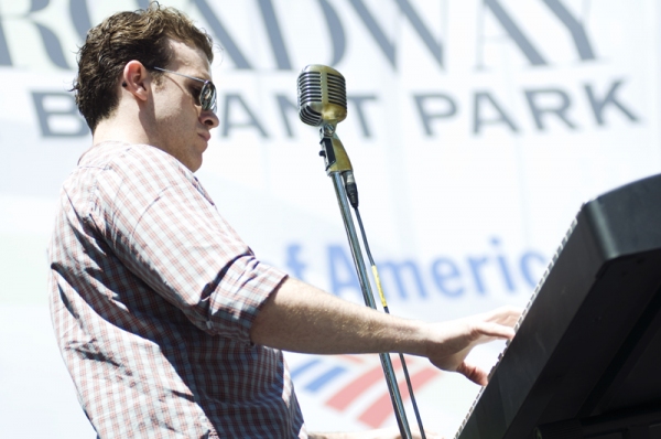 Photo Coverage: Aaron Tveit, Christopher Sieber, et al. Perform at Broadway in Bryant Park! Image