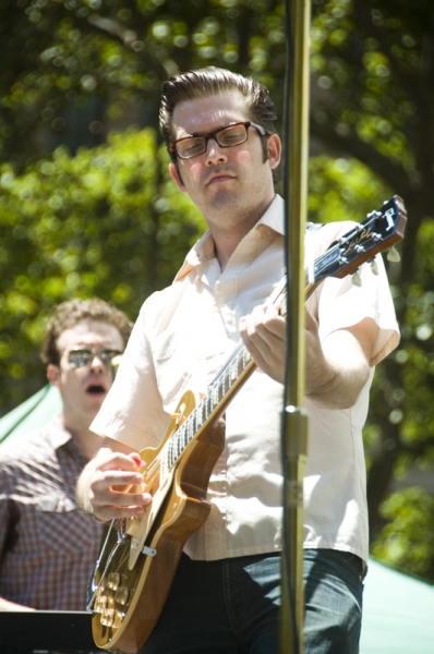 Photo Coverage: Aaron Tveit, Christopher Sieber, et al. Perform at Broadway in Bryant Park! Image