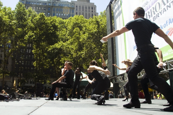 Photo Coverage: Aaron Tveit, Christopher Sieber, et al. Perform at Broadway in Bryant Park! Image