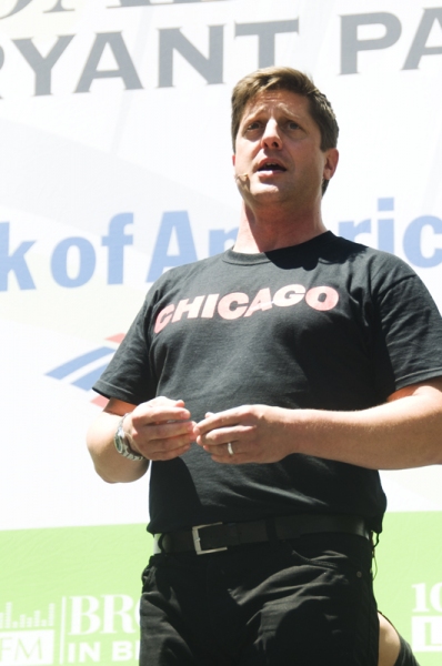 Photo Coverage: Aaron Tveit, Christopher Sieber, et al. Perform at Broadway in Bryant Park! Image