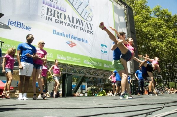 Photo Coverage: Aaron Tveit, Christopher Sieber, et al. Perform at Broadway in Bryant Park! Image