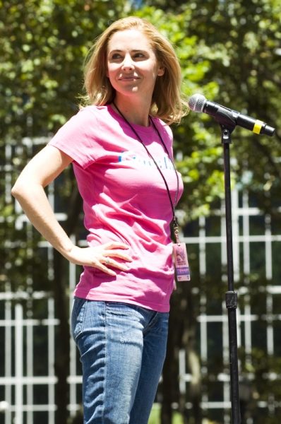 Photo Coverage: Aaron Tveit, Christopher Sieber, et al. Perform at Broadway in Bryant Park! Image