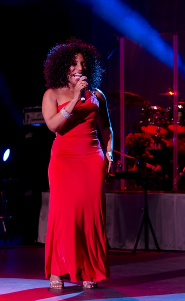 Photo Flash: Stephanie Mills Live in Philadelphia Image