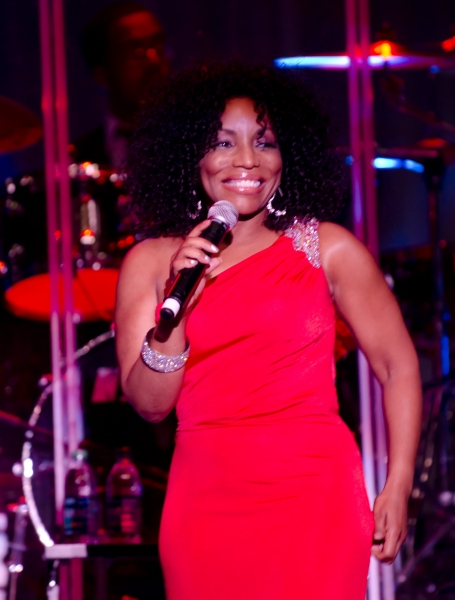 Photo Flash: Stephanie Mills Live in Philadelphia Image