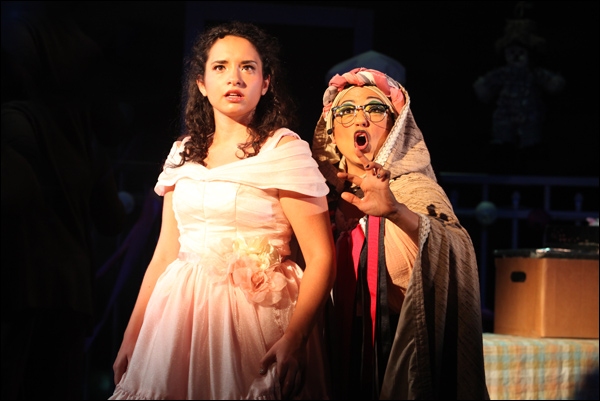 Photo Flash: First Look at Theatreworks USA's YELLOW BRICK ROAD 