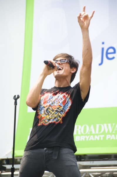 Photo Coverage: ADDAMS FAMILY, MEMPHIS, et al. Perform at Broadway in Bryant Park! Image