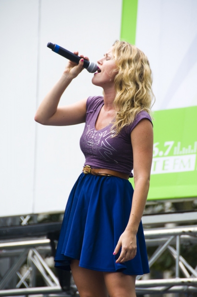 Photo Coverage: ADDAMS FAMILY, MEMPHIS, et al. Perform at Broadway in Bryant Park! Image