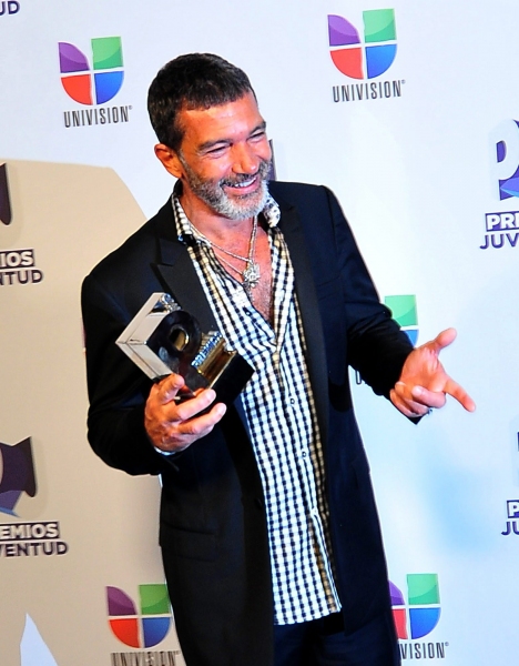 Photo Flash: Antonio Banderas Receives Super Nova Award Image