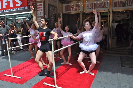 Photo Coverage: BILLY ELLIOT Celebrates National Dance Day with Sidewalk Warmup Image