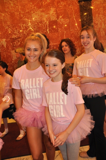 Photo Coverage: BILLY ELLIOT Celebrates National Dance Day with Sidewalk Warmup Image