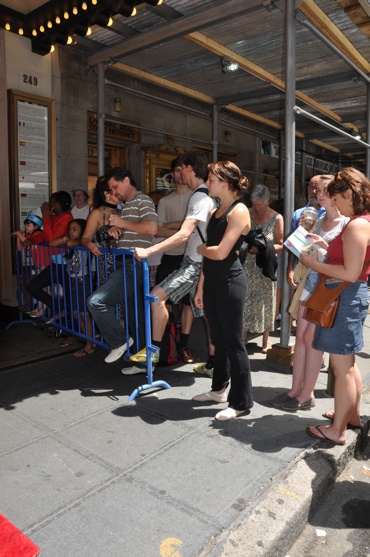 Photo Coverage: BILLY ELLIOT Celebrates National Dance Day with Sidewalk Warmup Image