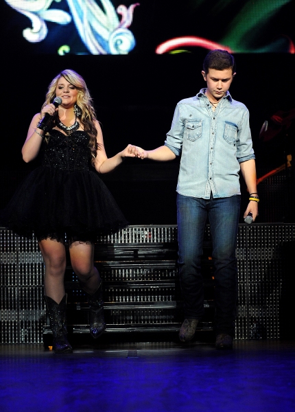 Photo Flash: AMERICAN IDOL Tour Hits Raleigh Image