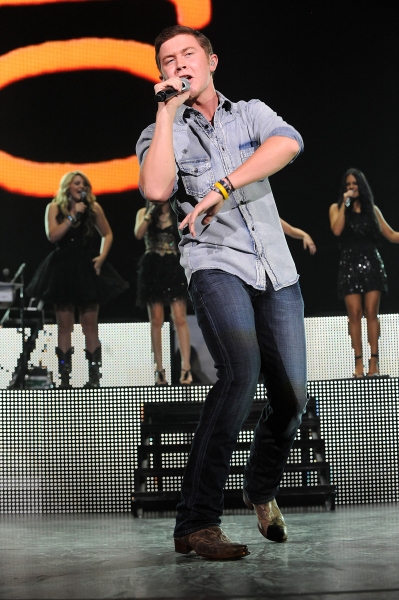 Photo Flash: AMERICAN IDOL Tour Hits Raleigh Image