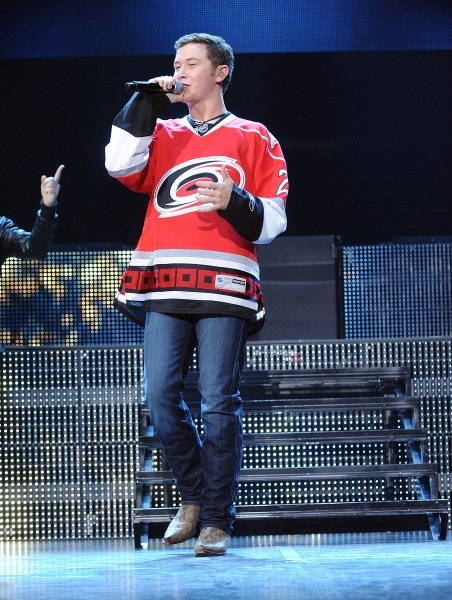 Photo Flash: AMERICAN IDOL Tour Hits Raleigh Image