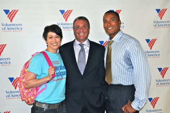 Photo Coverage: Paige Davis, et al. Volunteer for Operation Backpack Image
