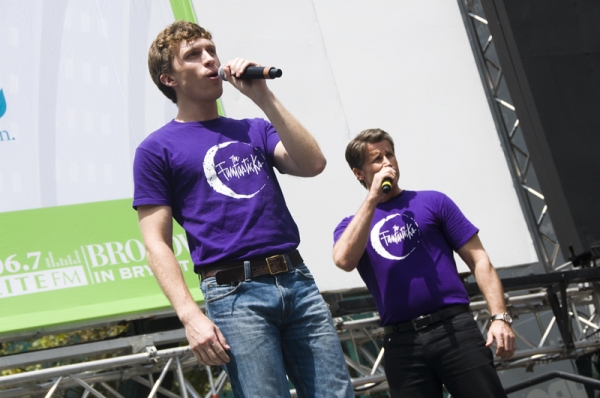 Photo Coverage: HAIR, ANYTHING GOES, PHANTOM & More Play Broadway in Bryant Park! Image