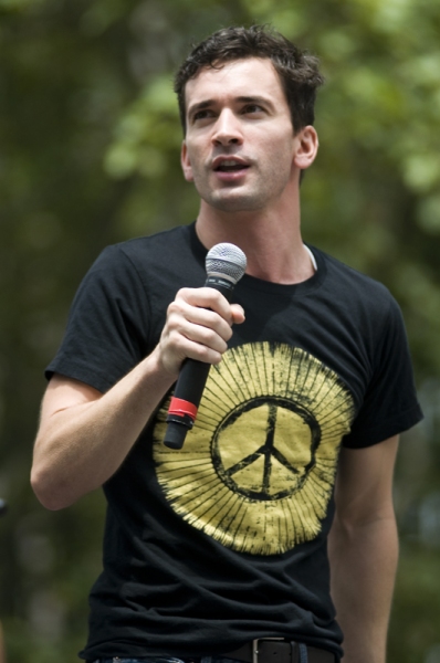 Photo Coverage: HAIR, ANYTHING GOES, PHANTOM & More Play Broadway in Bryant Park! Image