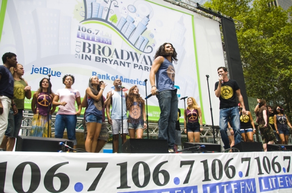 Photo Coverage: HAIR, ANYTHING GOES, PHANTOM & More Play Broadway in Bryant Park! Image