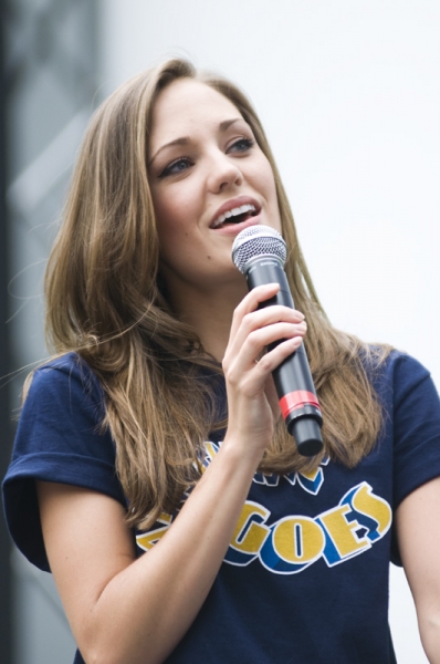 Photo Coverage: HAIR, ANYTHING GOES, PHANTOM & More Play Broadway in Bryant Park! Image